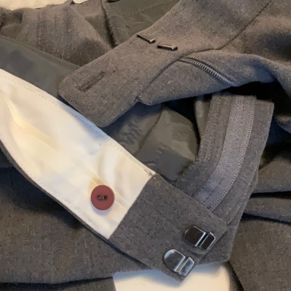 Tahari Women’s Grey Basic Cuffed Trouser Size 6 - Picture 9 of 9